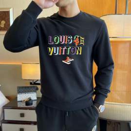 Picture of LV Sweatshirt _SKULVM-5XLkdtn1834060